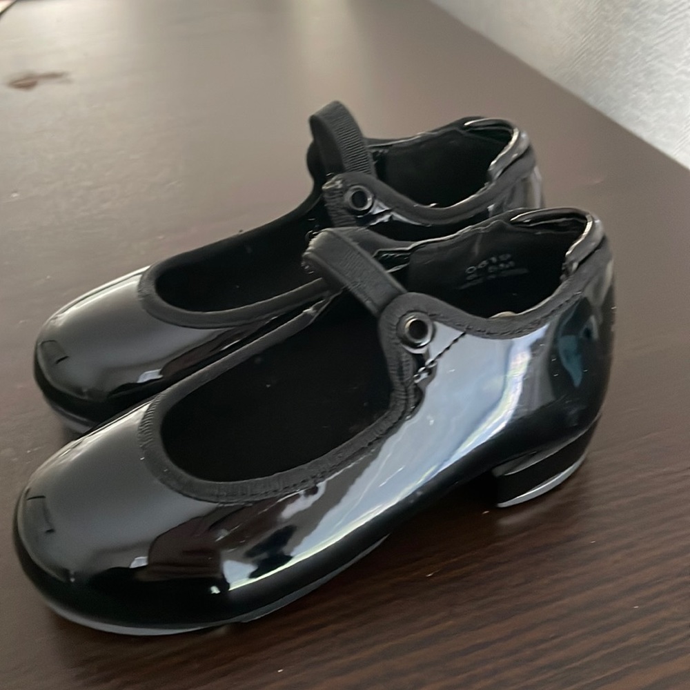 Tap shoes